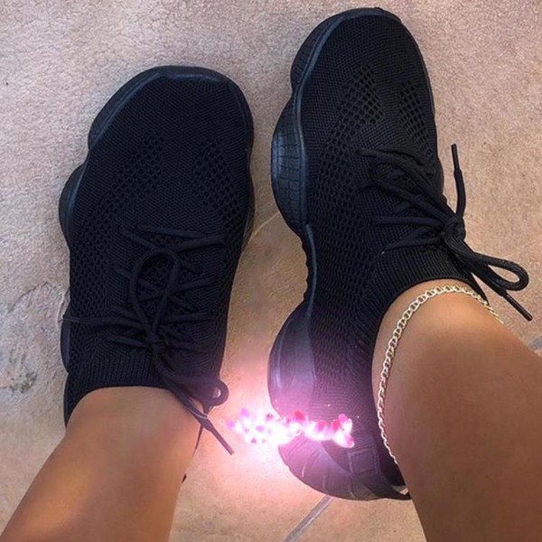 Women Fashion Casual Solid Color Breathable Mesh Sneakers