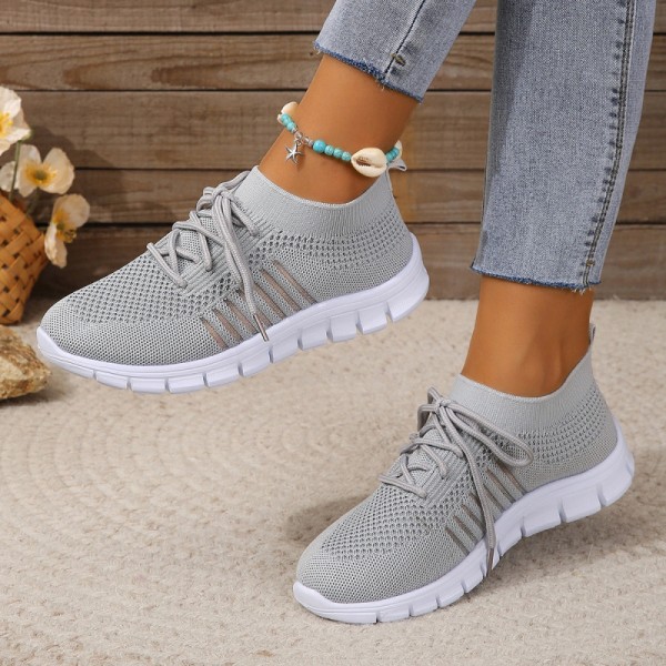 Women Casual Plus Size Solid Color Mesh Breathable Flat Sneakers