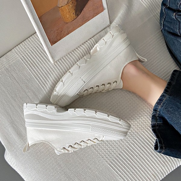 Women Fashion Casual Breathable Canvas Lace-Up Thick-Soled Sneaker